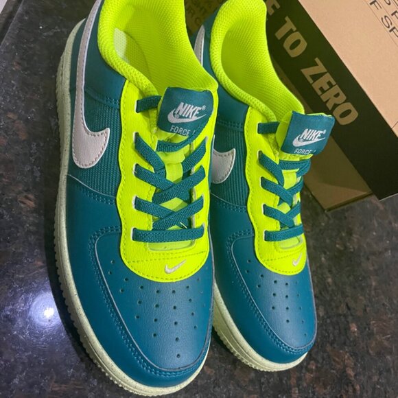 NIKE FORCÉ 1 CRÁTER BRIGHT SPRUCE/PHANTON SIZE 3Y - Picture 8 of 14